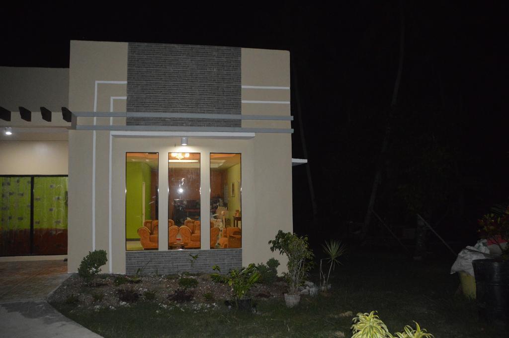 James Homestay Siquijor Exterior photo